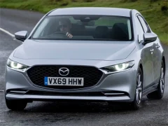 Jwèt Mazda 3 Sedan sou entènèt