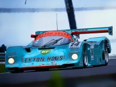 Jwèt Super Fast Cars Puzzle sou entènèt