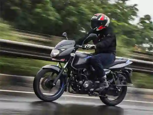 Jwèt Bajaj Pulsar 125 sou entènèt