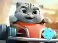 Jwèt Jigsaw Puzzle: Cat Racing Driver sou entènèt