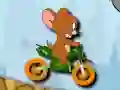 Jwèt Tom and Jerry Mini Bike sou entènèt