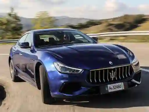 Jwèt Maserati Ghibli Hybrid Puzzle sou entènèt