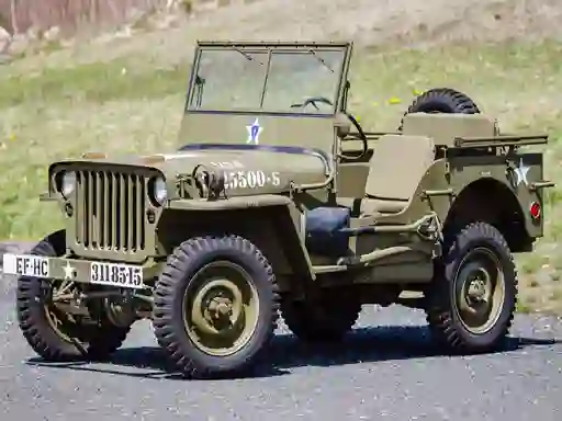Jwèt Military Cars Puzzle sou entènèt