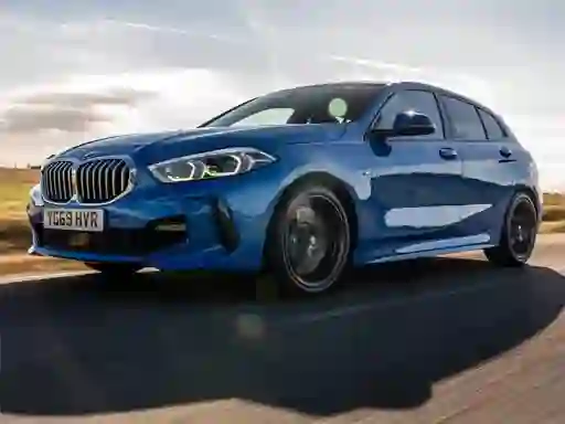 Jwèt BMW 1 Series UK sou entènèt