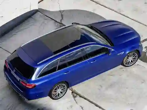 Jwèt Mercedes Benz E63 Amg Estate Slide sou entènèt
