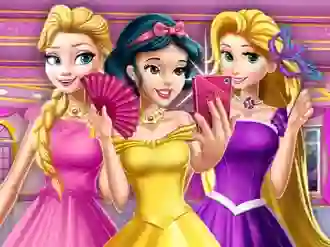 Jwèt Princesses At Masquerade sou entènèt