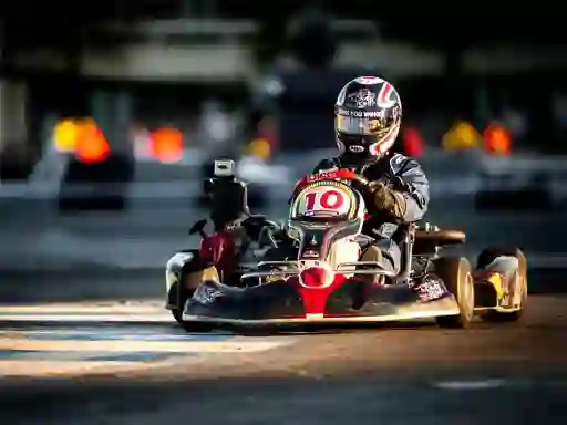 Jwèt Kart Karting sou entènèt