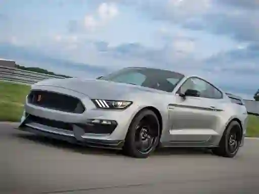 Jwèt Mustang Shelby Puzzle sou entènèt