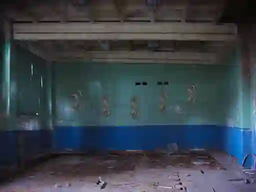 Jwèt Ghost Town Escape 3 Mirrored Dimension sou entènèt
