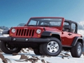 Jwèt Jeep ras atravè mòn yo  sou entènèt